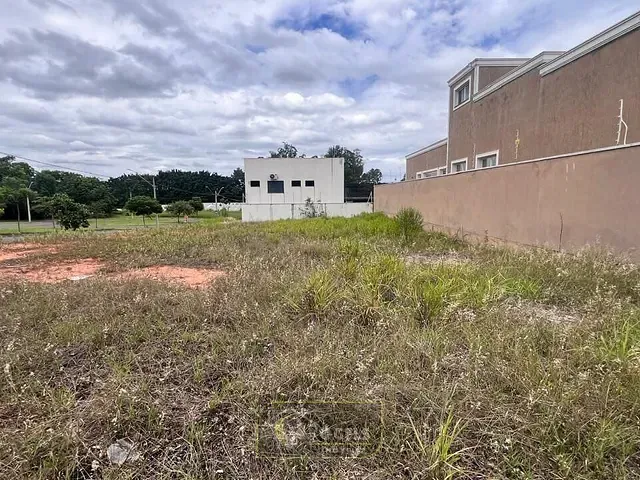 Terreno com 360m², à venda, no bairro Van Gogh em Holambra