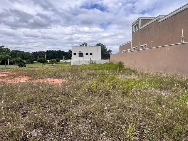 Terreno com 360m², à venda, no bairro Van Gogh em Holambra