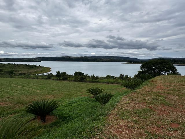 Terreno com 917m², à venda, no bairro Zona Rural em Abadiânia