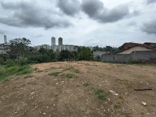 Terreno com 1643m², à venda, no bairro Vila Nova Aparecida em Mogi das Cruzes