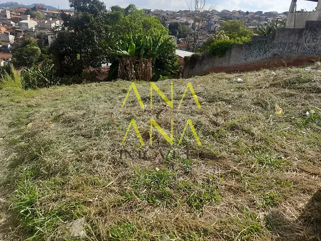 Terreno com 300m², à venda, no bairro Residencial San Vitale em Bragança Paulista