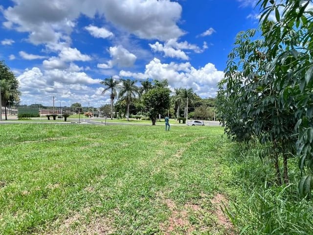 Terreno com 670m², à venda, no bairro Zona Rural em Bady Bassitt