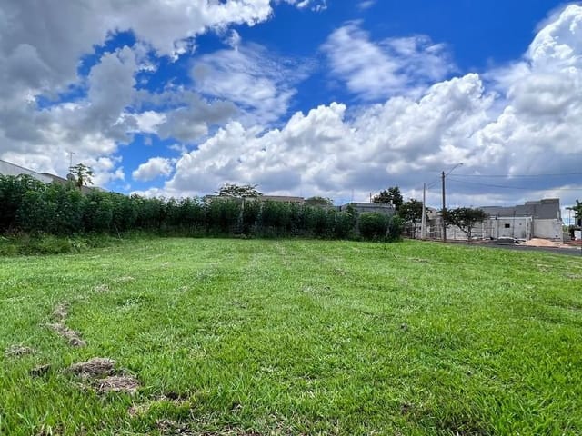 Terreno com 670m², à venda, no bairro Zona Rural em Bady Bassitt