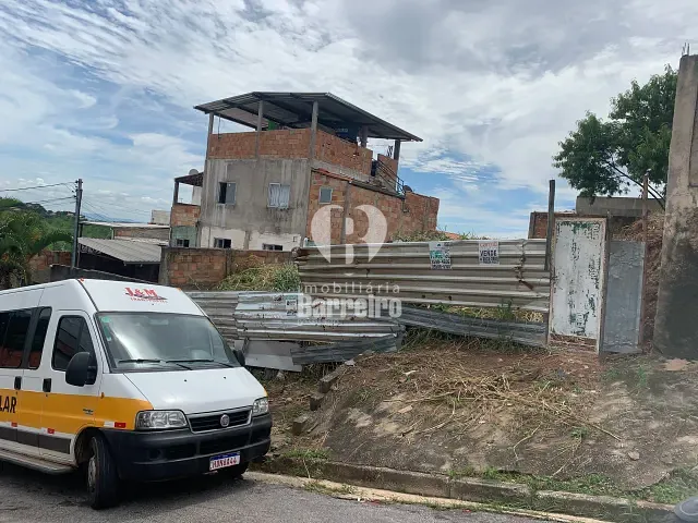 Terreno com 360m², à venda, no bairro Novo Horizonte em Ibirité