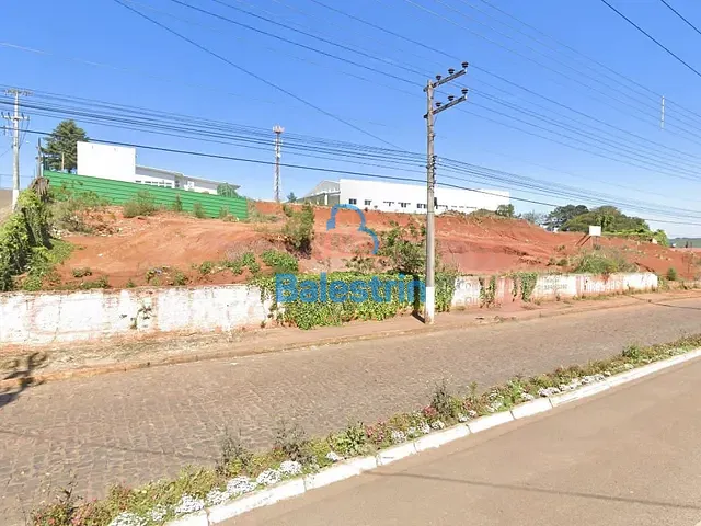 Terreno com 1000m², à venda, no bairro Centro em Fraiburgo