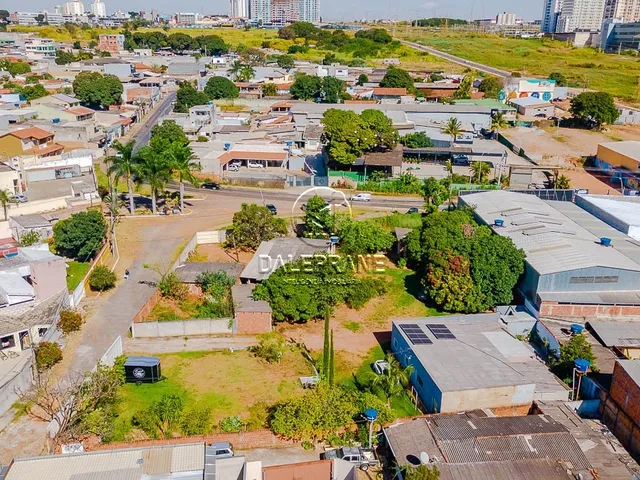 Terreno com 3000m², à venda, no bairro Setor Habitacional Arniqueira (Águas Claras) em Brasília
