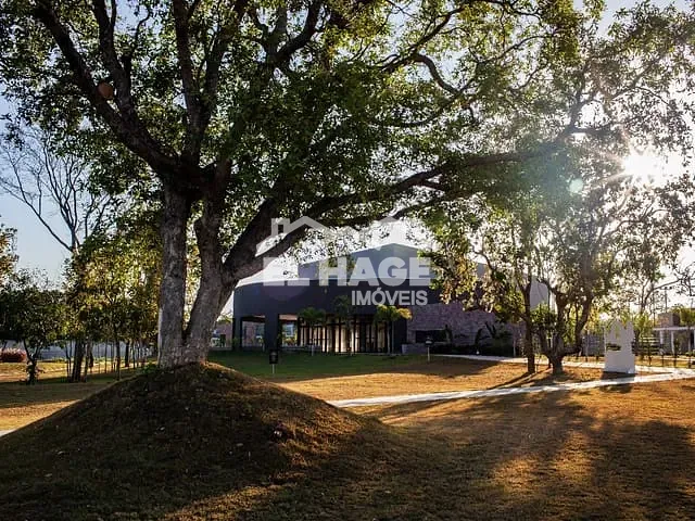 Terreno com 778m², à venda, no bairro Jardim Itália em Cuiabá