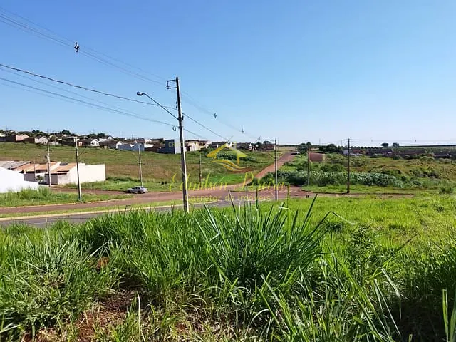 Terreno com 301m², à venda, no bairro Jardim Europa 1 em Cambé