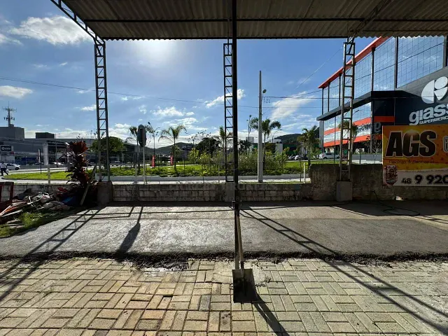 Terreno com 413m², à venda, no bairro Saco Grande em Florianópolis