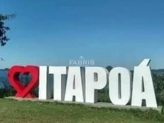 Terreno com 307m², à venda, no bairro BALNEÁRIO SANTA TEREZINHA em Itapoá