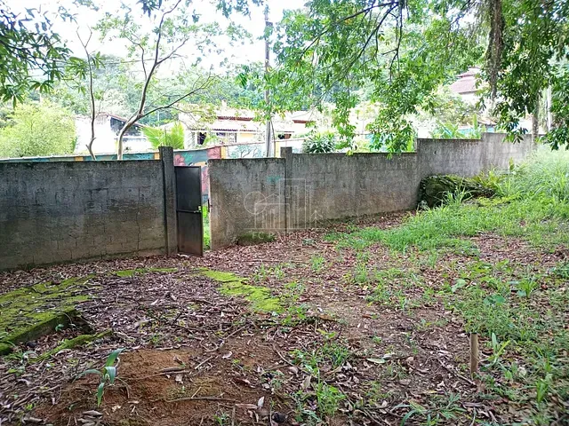 Terreno com 750m², à venda, no bairro Limoeiro em Guapimirim