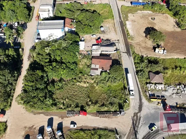 Terreno com 368m², à venda, no bairro Bamerindus em Itapoá