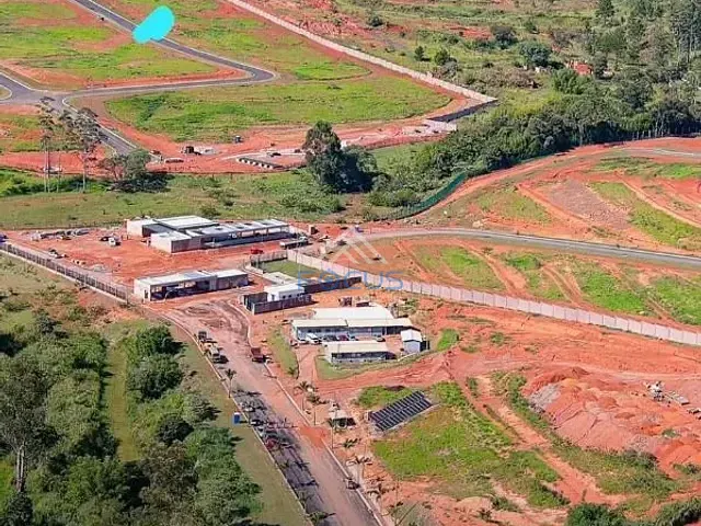 Terreno com 1120m², à venda, no bairro Ivoturucaia em Jundiaí