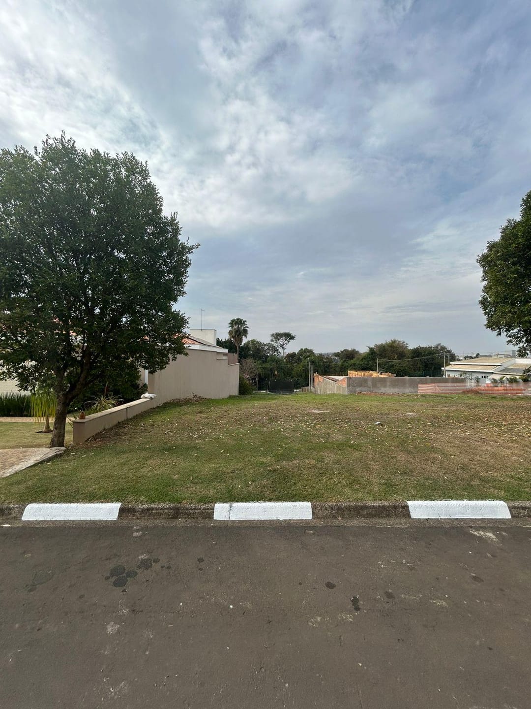 Terreno á venda, Residencial DAMHA!