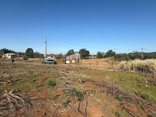 Terreno com 400m², à venda, no bairro Clivati em Nova Prata