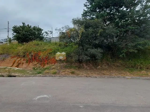 Terreno com 161m², à venda, no bairro Centro em Cajamar