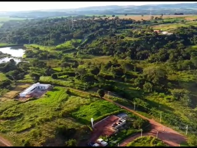Terreno com 1772m², à venda, no bairro Centro em Trindade