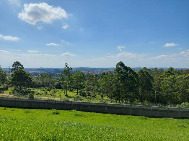 Terreno com 800m², à venda, no bairro Monte Alegre em Vinhedo