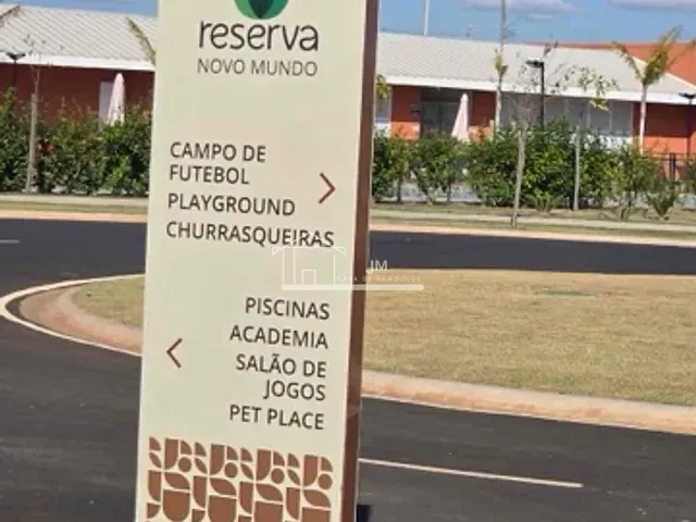 Terreno com 275m², à venda, no bairro Novo Mundo em Uberlândia