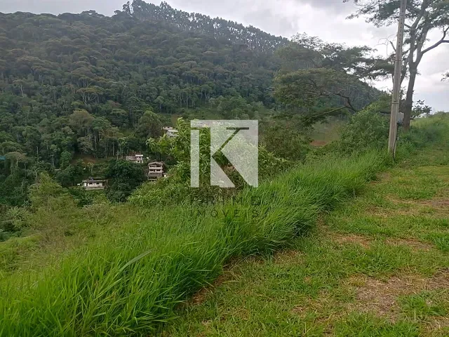 Terreno com 993m², à venda, no bairro VARGEM GRANDE em Teresópolis