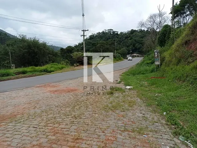 Terreno com 993m², à venda, no bairro VARGEM GRANDE em Teresópolis