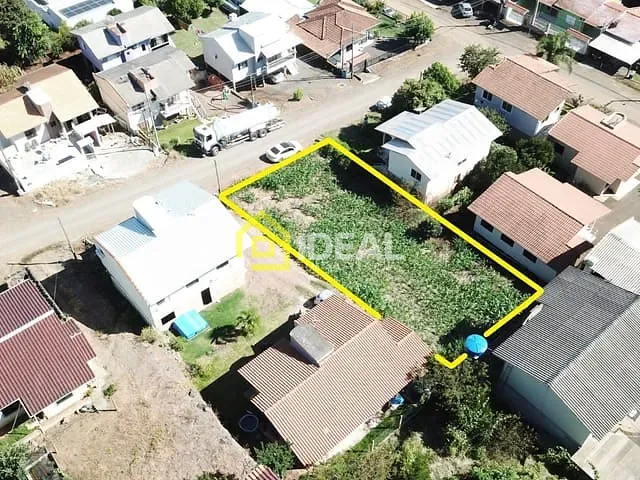 Terreno com 465m², à venda, no bairro Estados em Concórdia