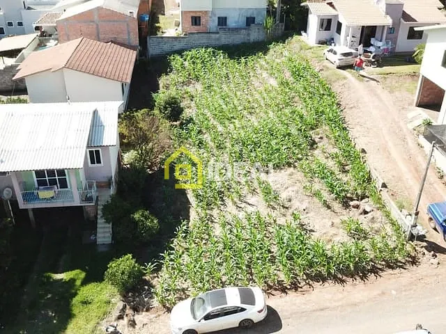 Terreno com 465m², à venda, no bairro Estados em Concórdia