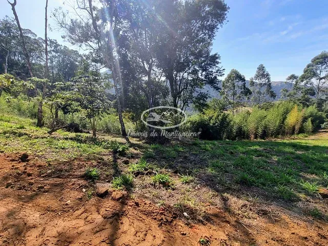 Terreno com 1110m², à venda, no bairro Fazendinha (Penedo) em Itatiaia