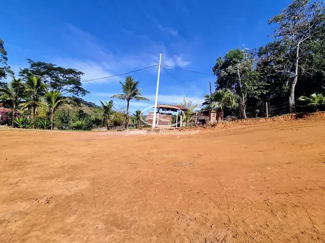 Terreno com 1110m², à venda, no bairro Fazendinha (Penedo) em Itatiaia