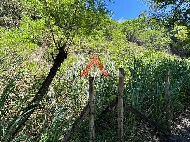 Terreno com 450m², à venda, no bairro Piratininga em Niterói