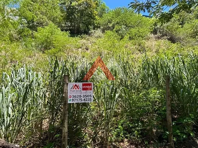 Terreno com 450m², à venda, no bairro Piratininga em Niterói