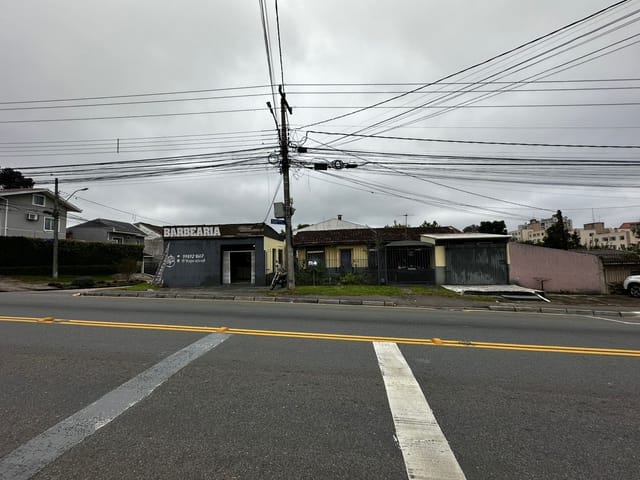 Terreno com 314m², à venda, no bairro Novo Mundo em Curitiba