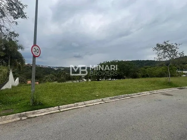 Terreno com 565m², à venda, no bairro Alphaville em Santana de Parnaíba