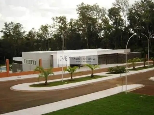 Terreno com 379m², à venda, no bairro Vivendas do Arvoredo em Londrina