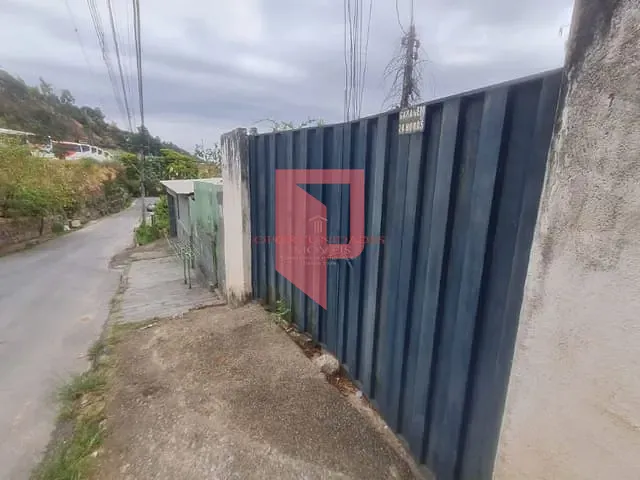 Terreno à venda, no bairro Caiçaras em Belo Horizonte