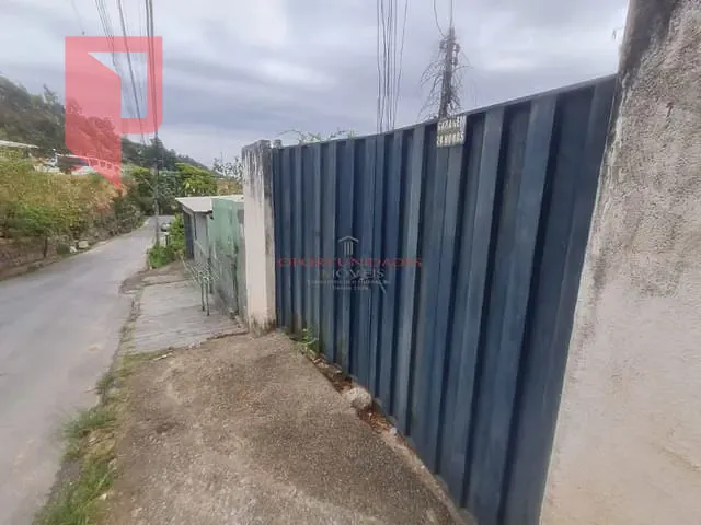 Terreno à venda, no bairro Caiçaras em Belo Horizonte