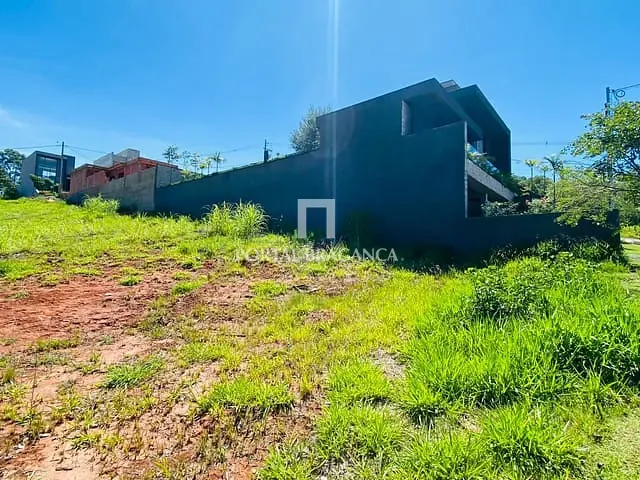 Terreno com 380m², à venda, no bairro Parque Imperador em Bragança Paulista