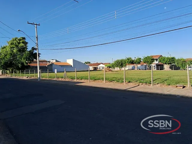 Terreno com 300m², para alugar, no bairro Parque Residencial Klavin em Nova Odessa