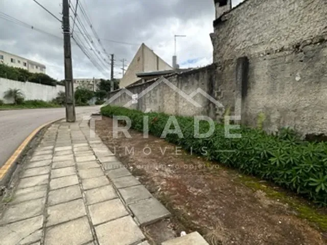 Terreno com 409m², à venda, no bairro Tindiquera em Araucária