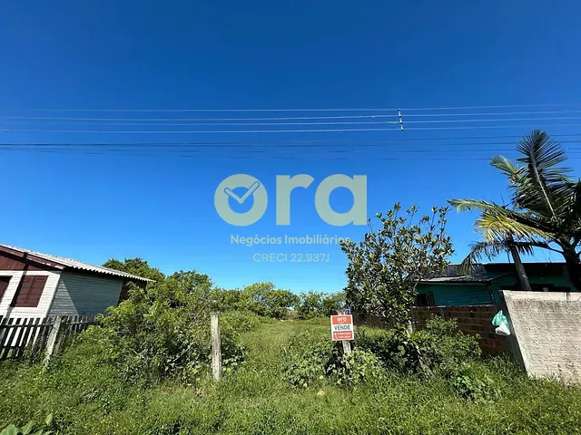 Terreno com 360m², à venda, no bairro Três Vendas em Pelotas