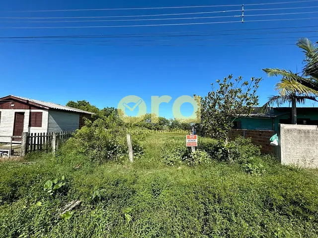 Terreno com 360m², à venda, no bairro Três Vendas em Pelotas
