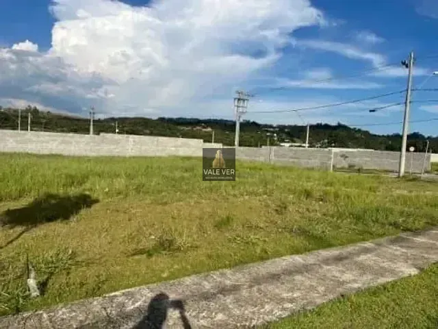 Terreno com 750m², à venda, no bairro Jardim Portugal em São José dos Campos
