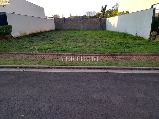 Terreno com 373m², à venda, no bairro Vivendas do Arvoredo em Londrina