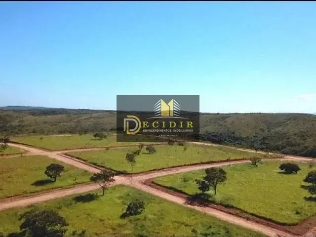 Terreno com 1000m², à venda, no bairro Laranja Azeda em Arujá