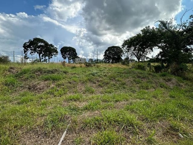 Terreno com 286m², à venda, no bairro Loteamento Sierra em Extrema