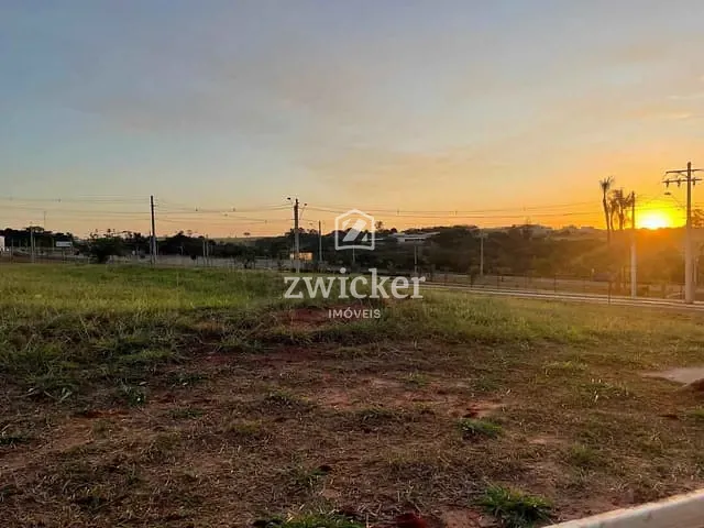 Terreno com 430m², à venda, no bairro Residencial Villa de León em Piratininga
