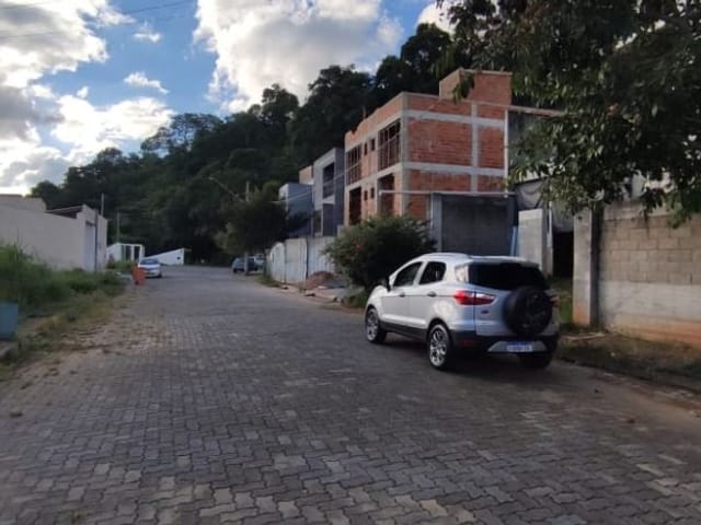 Terreno com 300m², à venda, no bairro Lourdes em Juiz de Fora
