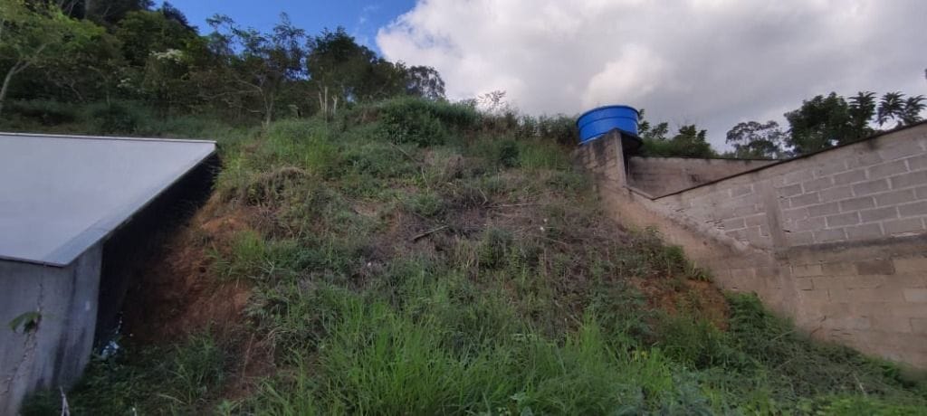 Terreno à Venda em Lourdes