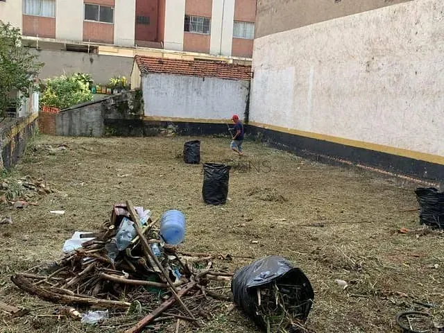 Terreno com 400m², à venda ou para alugar, no bairro Pinheiros em São Paulo