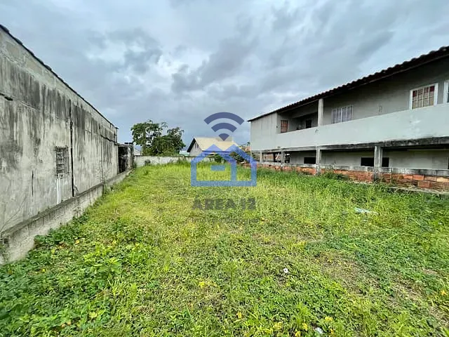 Terreno com 405m², à venda, no bairro Golfinho em Caraguatatuba
